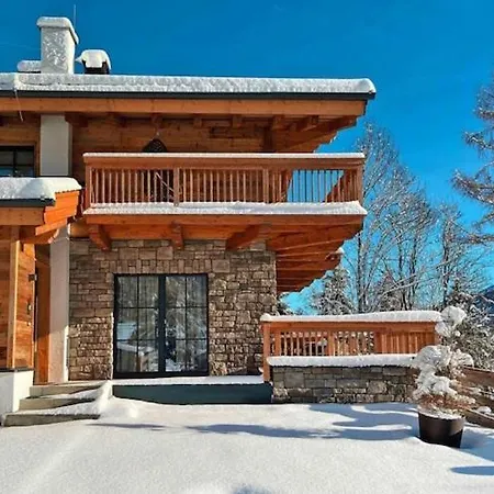 Glemmerl Mountain Lodge, Saalbach, Cleaning Included *